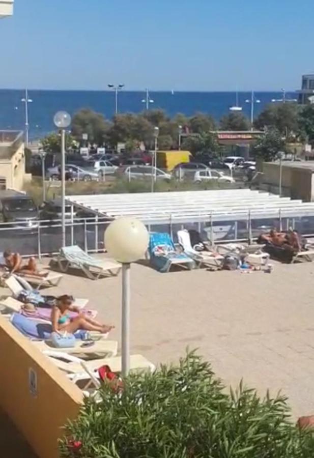 Appart 2 Piscines ,50 M De La Mer Agde Exterior photo